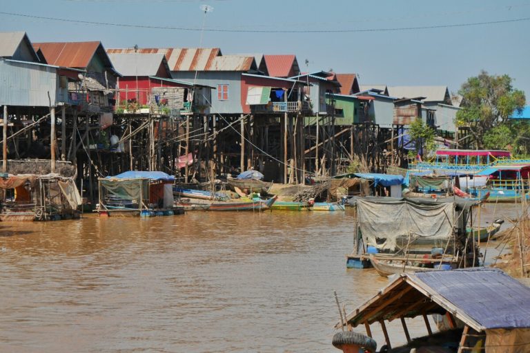 Kampong Phluk w Kambodży