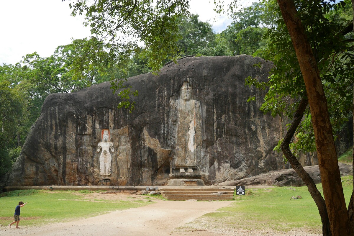 Buduruwagala na Sri Lance