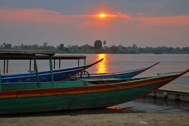 rzeka Mekong i Kraina 4000 Wysp w Laosie