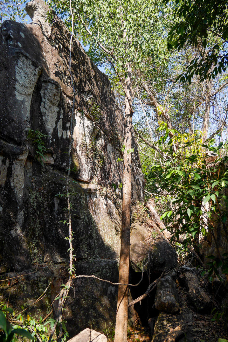 Kampaeng Yark Wielka Ściana niedaleko Thakhek