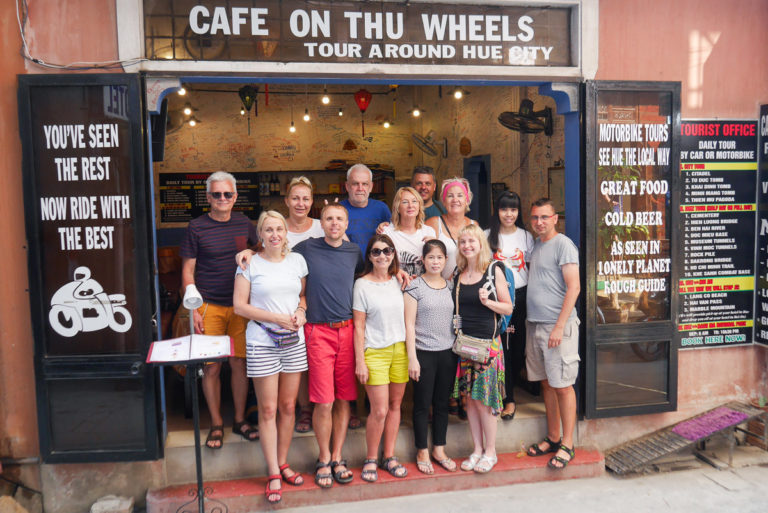 Cafe on Thu Wheels w Hue