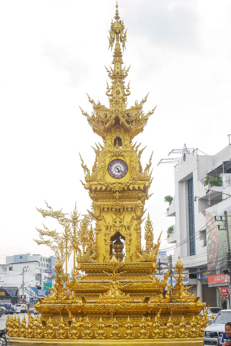 wieża zegarowa w Chiang Rai