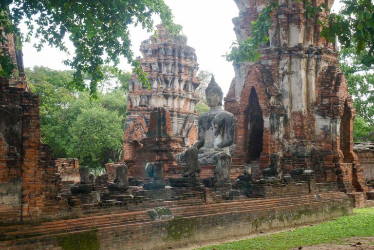 Wat Maha That - Świątynia Wielkiej Relikwii