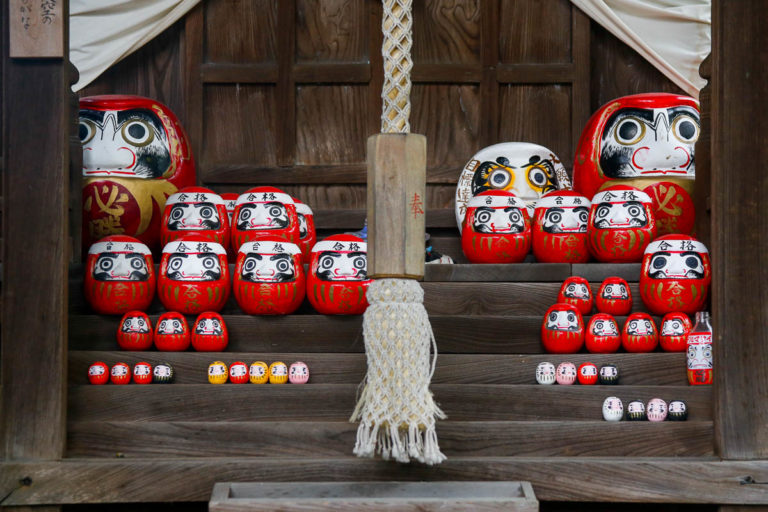 Lalka daruma w świątyni Achi w Kurashiki