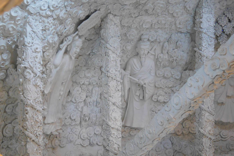 Rzeźby w Wat Huay Pla Kang