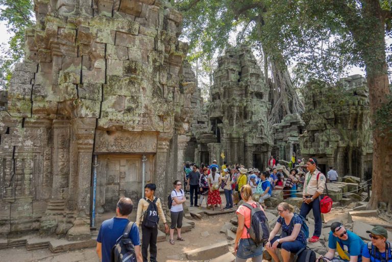 Ta Prohm - część Parku Archeologicznego Angkor